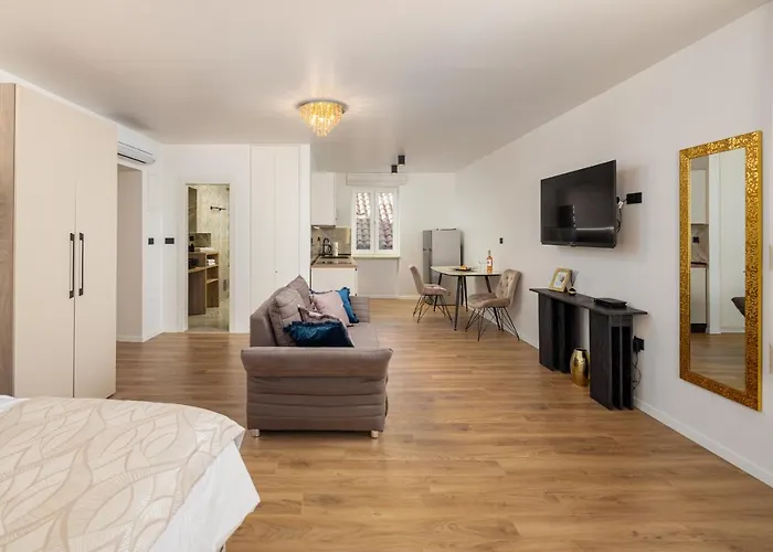 Luxury Duje Apartment *